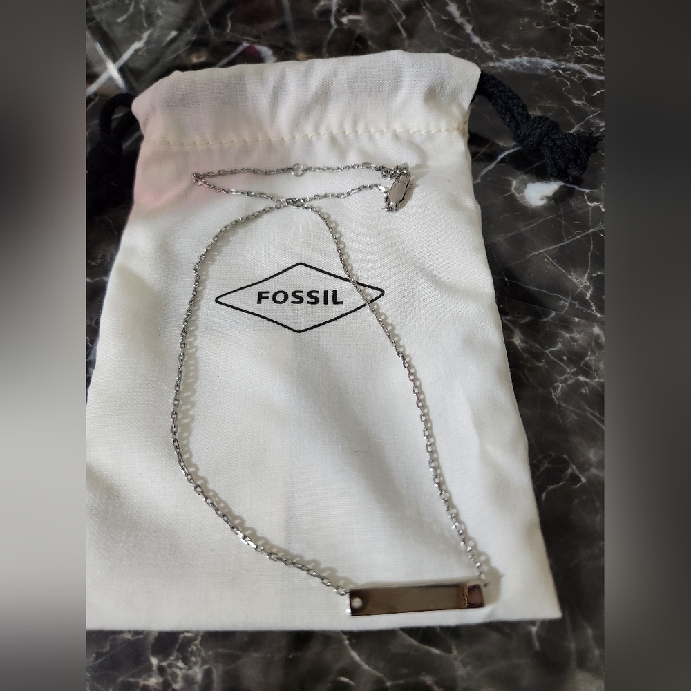 NWT Fossil necklace - Picture 4 of 4